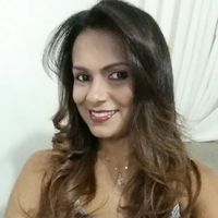 Alline Dias的照片