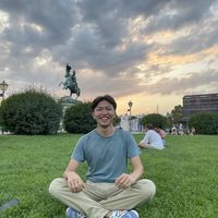 Doolot Zhurtchu的照片