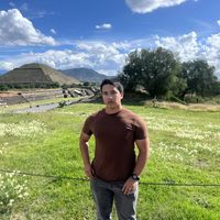 Michaell López's Photo