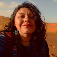 Beth Con-Five's Photo