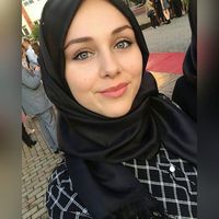 Büşra Toprak的照片