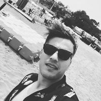 Huseyin Guroglu的照片