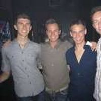 Cameron Thomas的照片