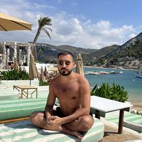 Richard Nassar的照片