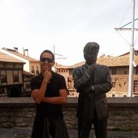 Michael Avila的照片