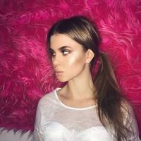 Anna Tkalich的照片