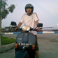 Riski Mustofa's Photo