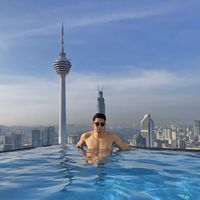 Nathaniel 95's Photo