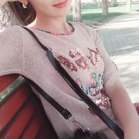 Farzona Turanova的照片