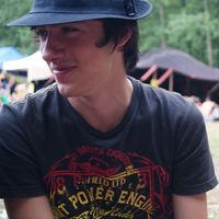 Manu Messire的照片