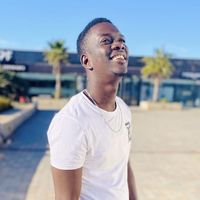 Babacar Faye的照片