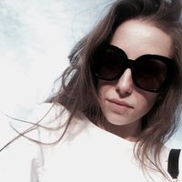 Asia Benedetti的照片