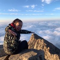 Yenlik Alimkhan的照片