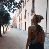 Julia Cuvalo的照片