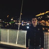 Alex Cyprus的照片