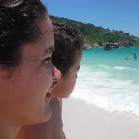 Junia  Oliveira's Photo