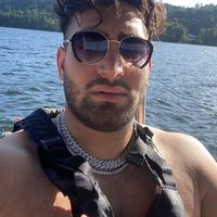 Khakan mahmood's Photo