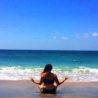 Inès KAABI的照片