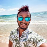 Kalayvan Nadar的照片