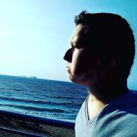 Mános HaSan的照片