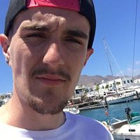 George Standen的照片