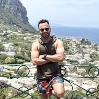 Rishi Khurana的照片