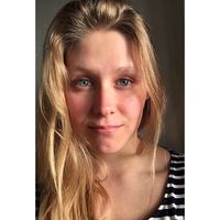 saranda hofstra's Photo