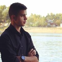 Mátyás Dombi的照片