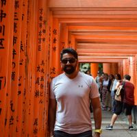 Fotos de Sim Dhaliwal