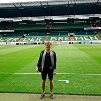 Raman Yanushka的照片