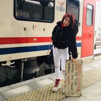 Kimia Jozaghi的照片