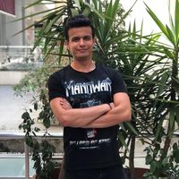 Erkin Özbakan的照片