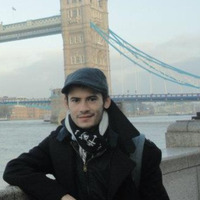 Fernando Mendoza的照片