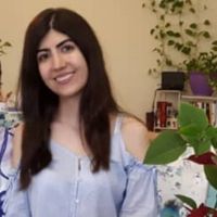 Farnush Bluebella的照片