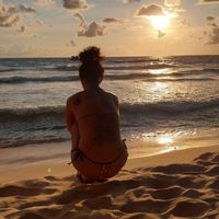 Pui Pheeyeepun's Photo