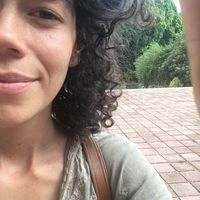 Gabriela De Oliveira的照片