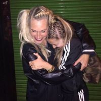 JULIET SMITH的照片