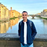 Isaac Darlan M.'s Photo