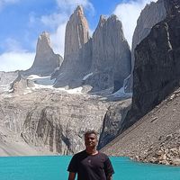 Naveen Dhyalan的照片