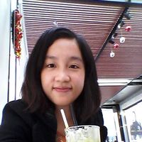 Linh Khánh's Photo