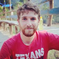 Caleb Mayers的照片