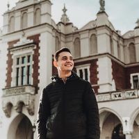 Artem Malin的照片