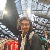 Kueng Lon Ho's Photo