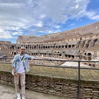 Julian Lopez的照片