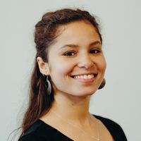 nélia bahraoui的照片