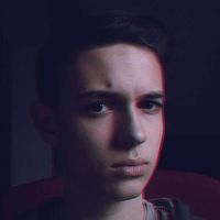 Adrian Ugowski的照片