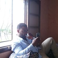 Taqellalt Younes的照片