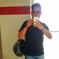 Alfredo Lozada Äyniik的照片