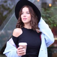 Veronika Langovskaya的照片