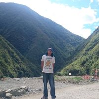 Rhod Romero的照片